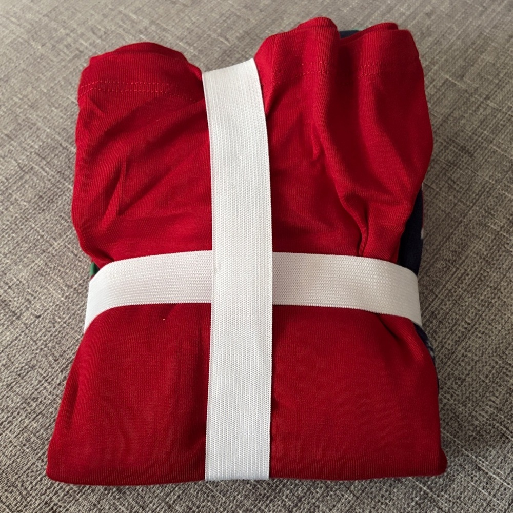 ❤️ BNWT Boys Unisex Joe Fresh Christmas Pyjama Set 100% Cotton Top w Gift Tag - Picture 3 of 7